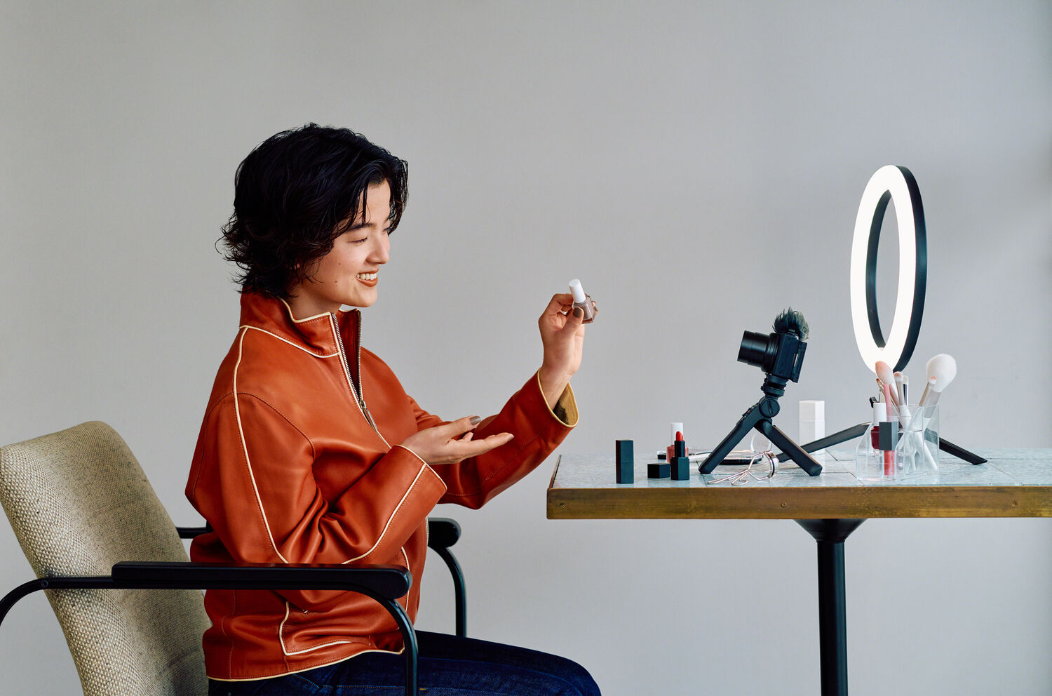 Vlogging Guide | Best Cameras For Vloggers 2024